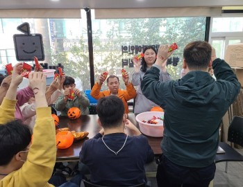 23년 10월 할로윈 (1).jpg